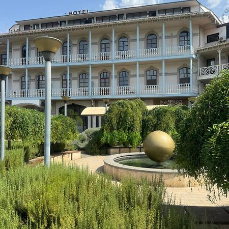 Hotel Beka Palace تبليسي المظهر الخارجي الصورة