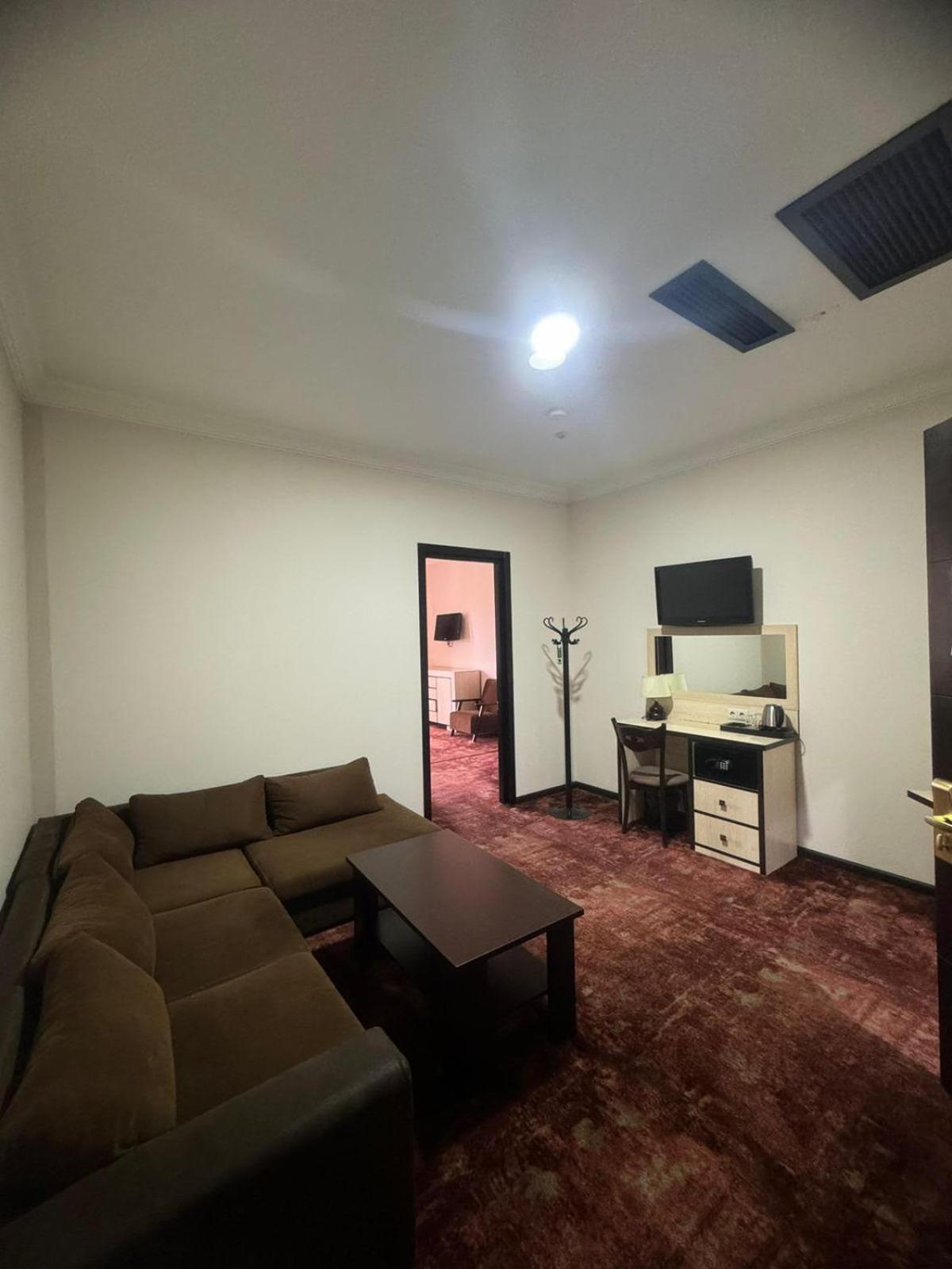 Hotel Beka Palace تبليسي المظهر الخارجي الصورة